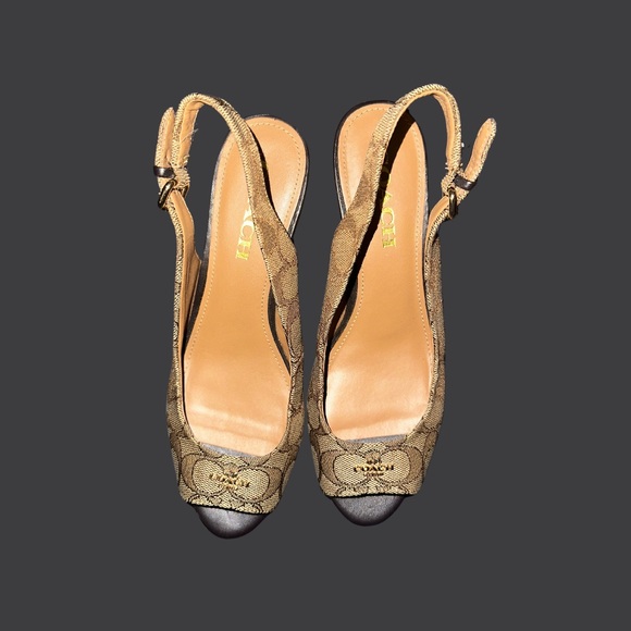 Coach Wedges - Picture 2 of 3